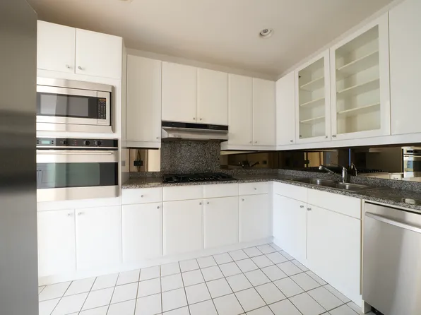 845 United Nations Plaza image 4 of 10