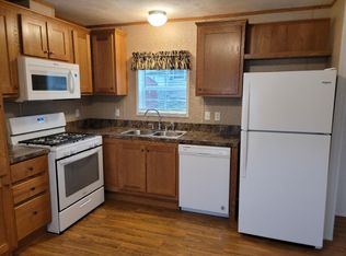 37 Bramblewood Rd, Clark Mills, NY 13321