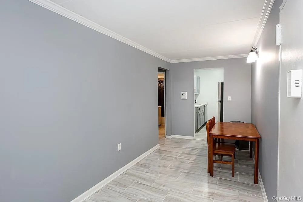 Studio, 1.0 bath, 694 sqft, $2,500 — Photo 3