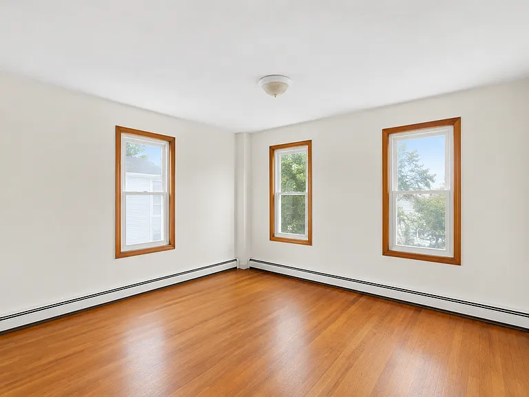 59 Woodville St #1 — Photo 3