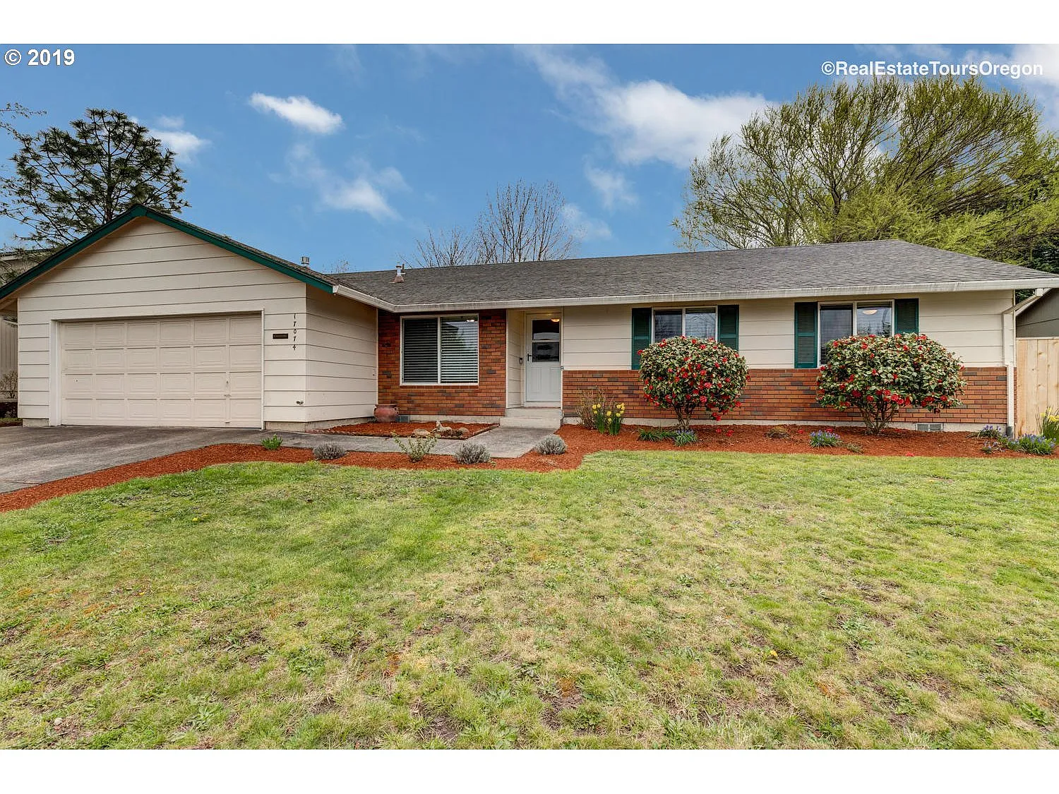 17074 SW Barcelona Way photo 1