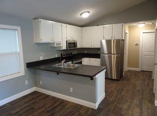 703 Yuma St, Manhattan, KS 66502