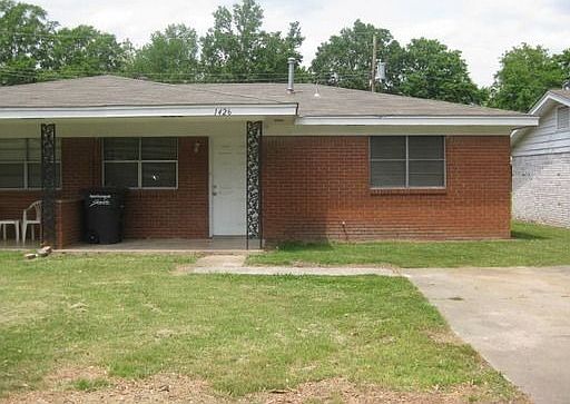 1st image of 1426 Phillip And 1428 Dr