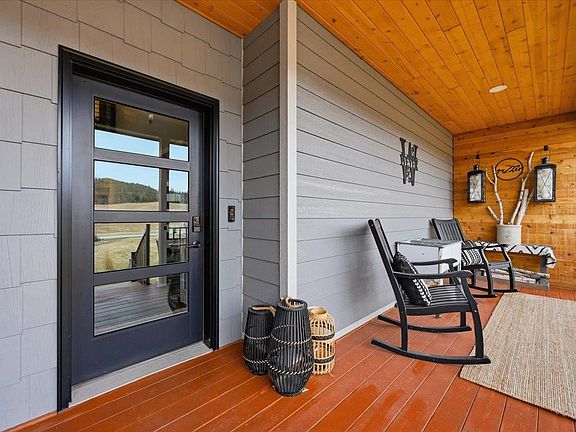 3rd image of 12142 Washington Loop