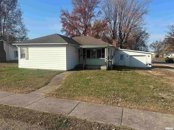 301 S East St, Pinckneyville, IL 62274