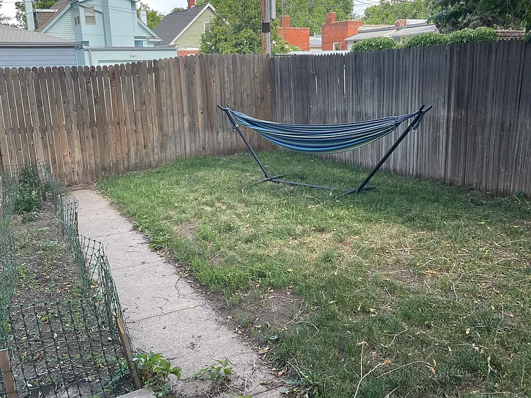 526 N Clarkson St #1 — Photo 9