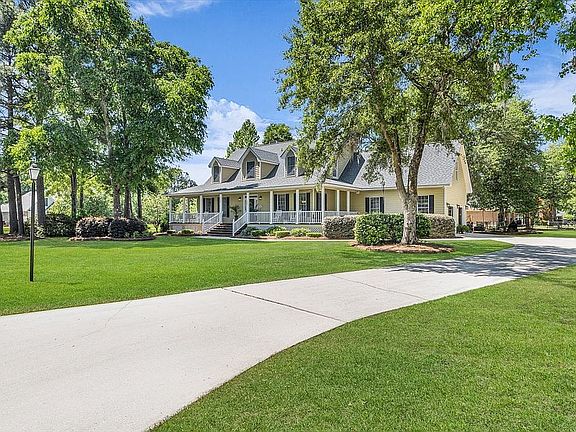 4th image of 129 Cambridge Dr