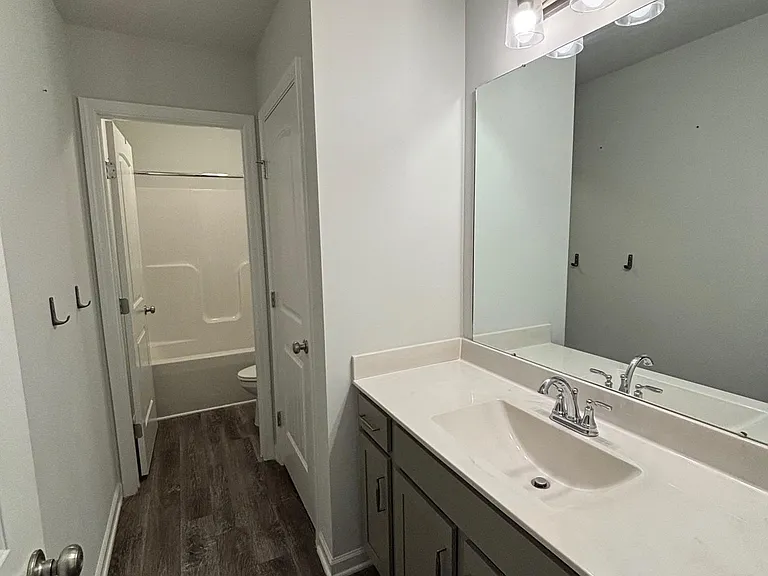 212 Oracle Cir — Photo 18