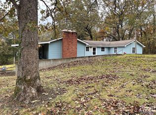 682 Liberty Rd, Steelville, MO 65565