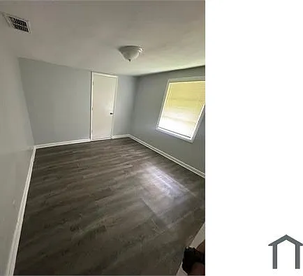2881 W 11th St — Photo 10