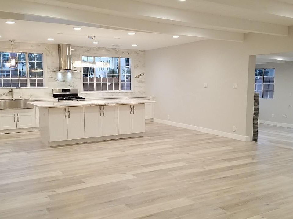 1st image of 8854 Oakdale Ave