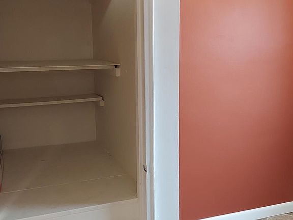 4th image of 6142 69th Ln Floor 2