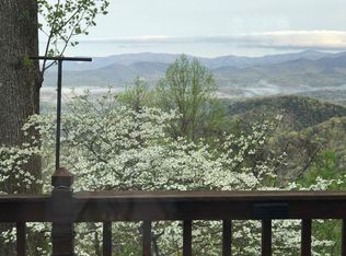 1521 Walnut Rdg, Ellijay, GA 30536