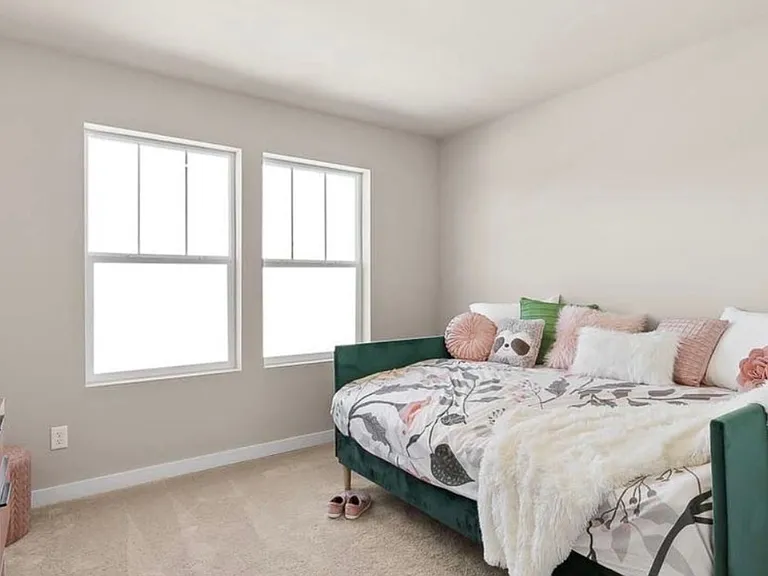 2415 N Leah Ln — Photo 13