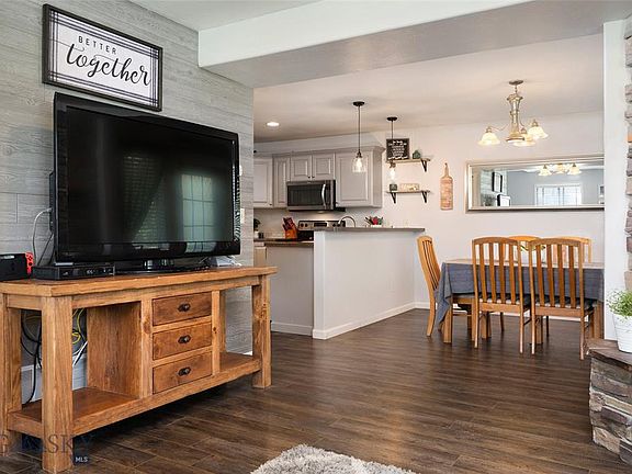 4th image of 3216 Warbler Way Unit 7