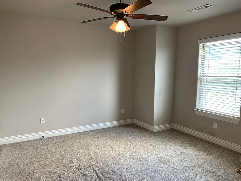 547 Salem Rd — Photo 16