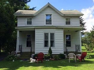 811 Crow Hill Rd, Skaneateles, NY 13152