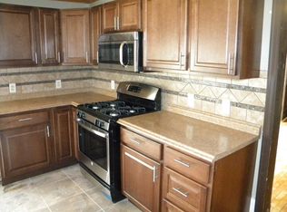 635 Pierce St NE UNIT 1, Minneapolis, MN 55413