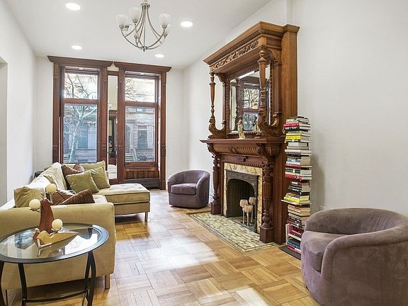 5th image of 8 W 121st St
