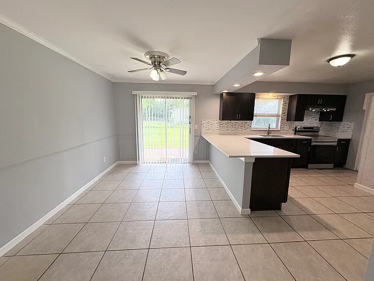 4428 Carousel Rd — Photo 8