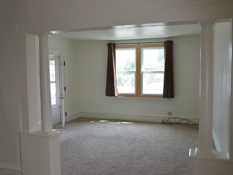 403 Park St — Photo 12