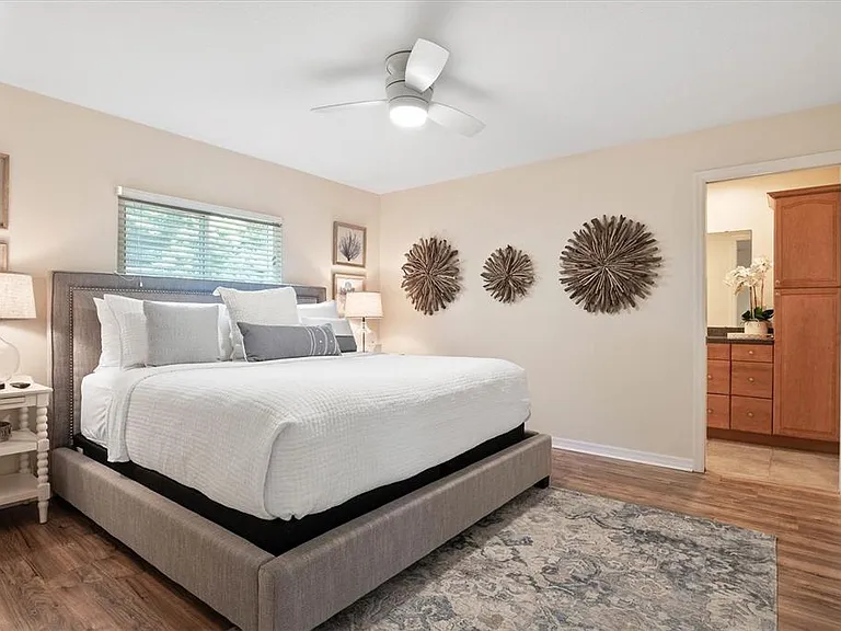 2729 Sydelle St — Photo 35