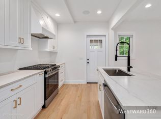 37 7th Ave, La Grange, IL