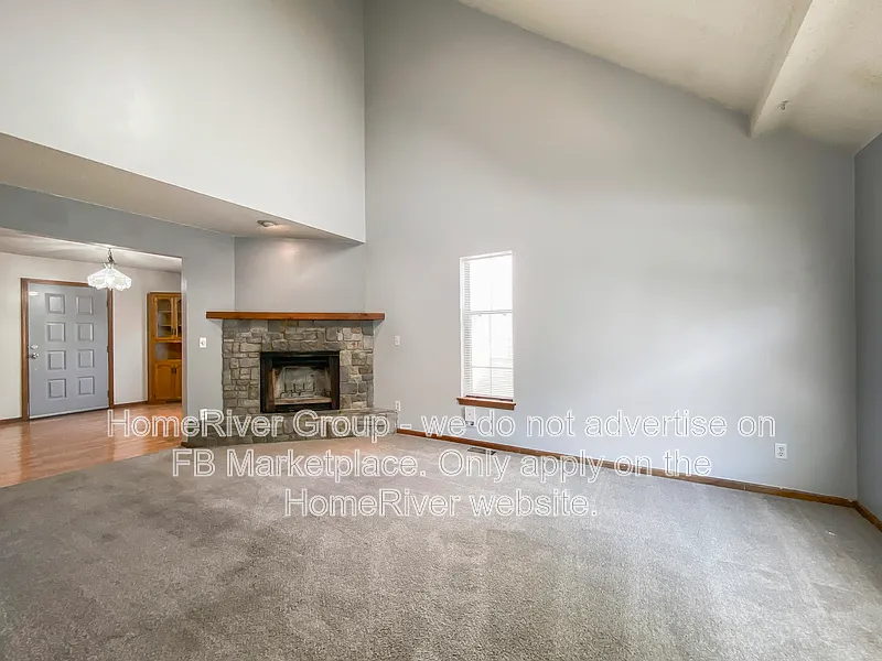 3 bed, 2.0 bath, 1375 sqft, $1,425 — Photo 4