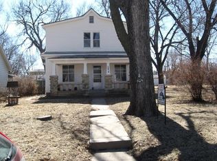 221 W Walnut St, Junction City, KS 66441