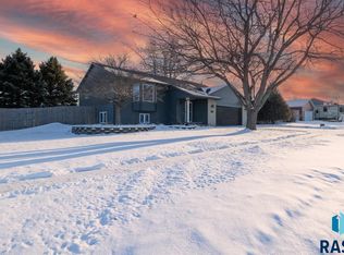 700 N Zelmer Dr, Tea, SD 57064