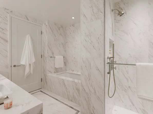 400 East 84th Street image 11 of 25