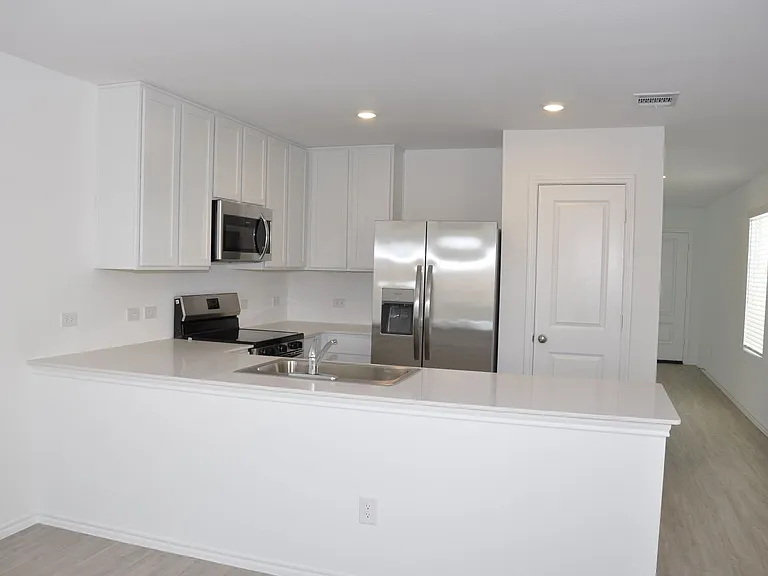 128 Hasty Heart Ct — Photo 3
