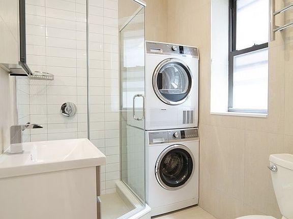 5th image of 59 Thompson St #9A