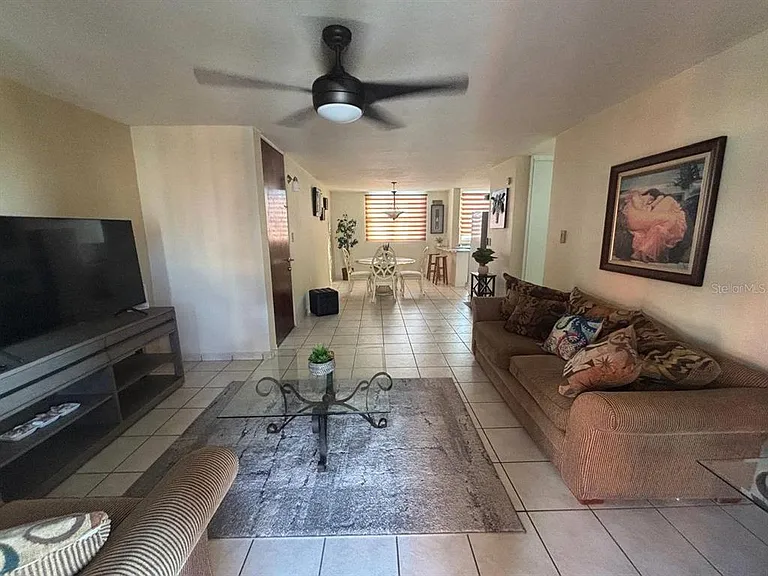 203 Cond La Loma Ave #203 — Photo 2