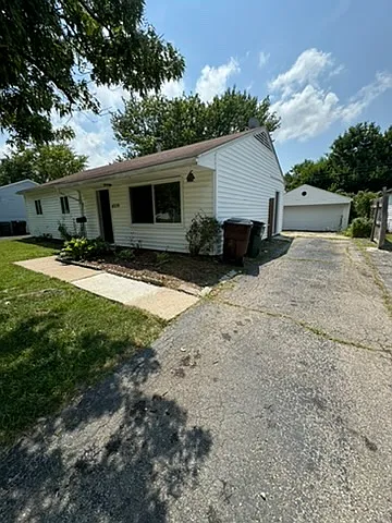 4209 Molane St — Photo 9