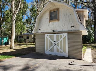 2430 N Junglecamp Rd, Inverness, FL 34453