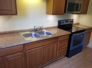 1 Gary Ct, Groton, CT 06340