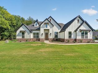 511 Pernell Ct, Weatherford, TX 76087
