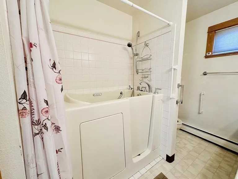 3675 Juniper Dr — Photo 16