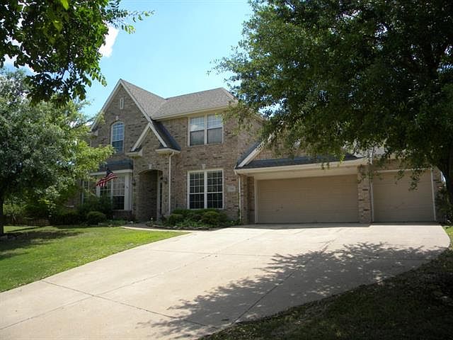 1st image of 608 Elderberry Ct