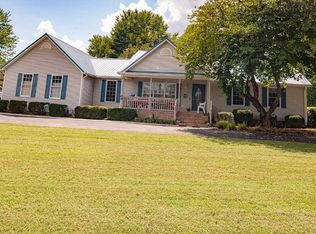 1337 Carter Blake Rd, Tullahoma, TN 37388