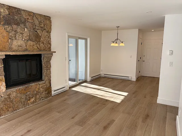 2 bed, 849 sqft, $3,500 — Photo 3