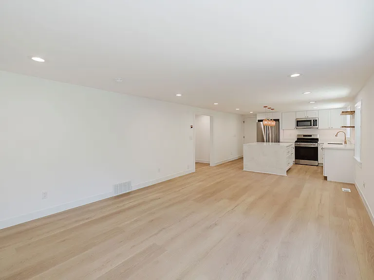 1520 Morgan Rd NW — Photo 11