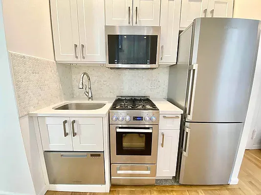 Rented by JM Preston Properties LLC | media 4