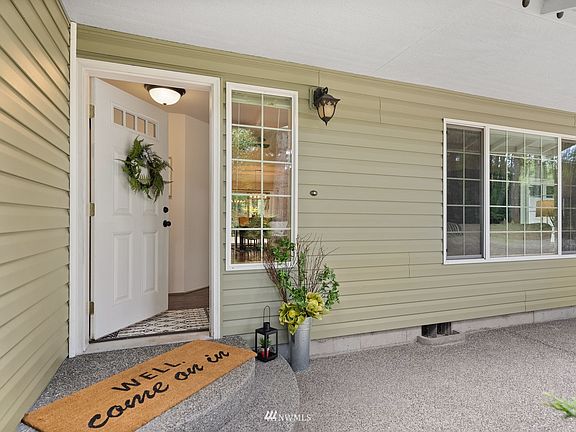 3rd image of 17705 74th Street NW