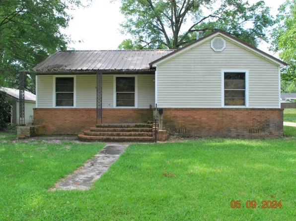 107 Willow St, Springhill, LA 71075