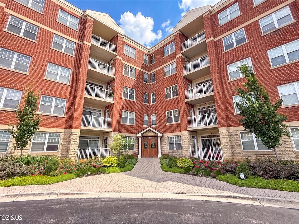 1st image of 1 Itasca Pl Unit 302