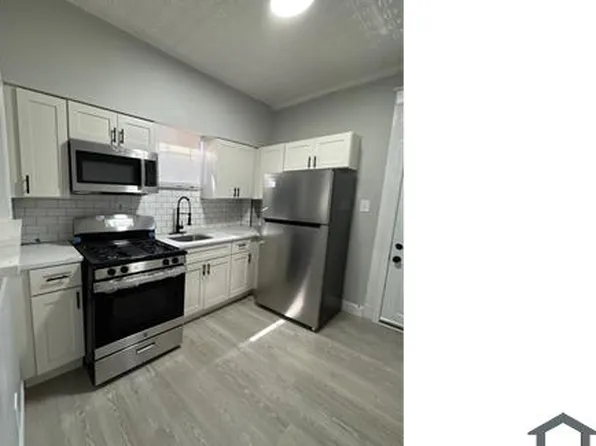 3122 Brighton St, Baltimore, MD 21216