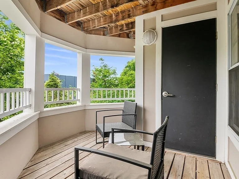 318 Rindge Ave #204 — Photo 9