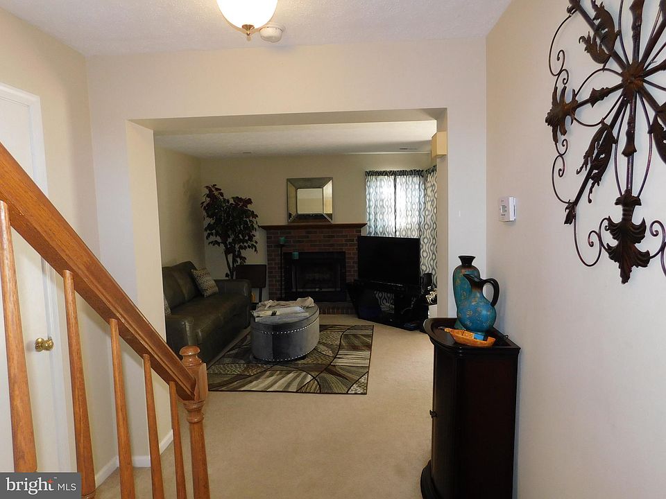 1st image of 11121 Stalbridge Ct